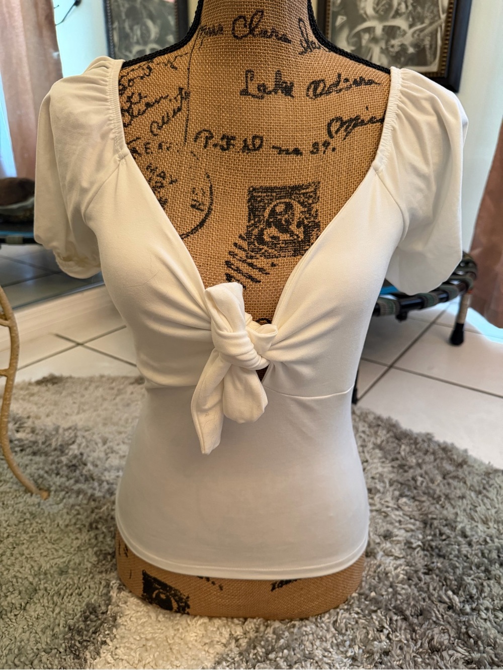 Fashion Nova White Front Tie Puff Sleeve Crop Top